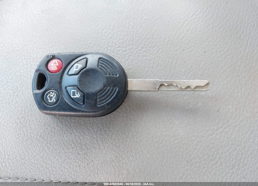 2018 FORD FOCUS SE VIN: 1FADP3F24JL256204