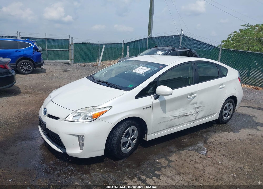 2015 TOYOTA PRIUS VIN: JTDKN3DU2F0424586