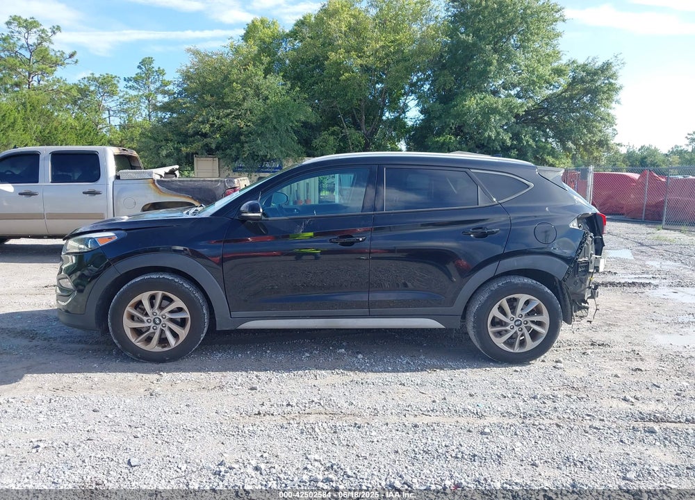 2017 HYUNDAI TUCSON SE PLUS VIN: KM8J33A43HU363178