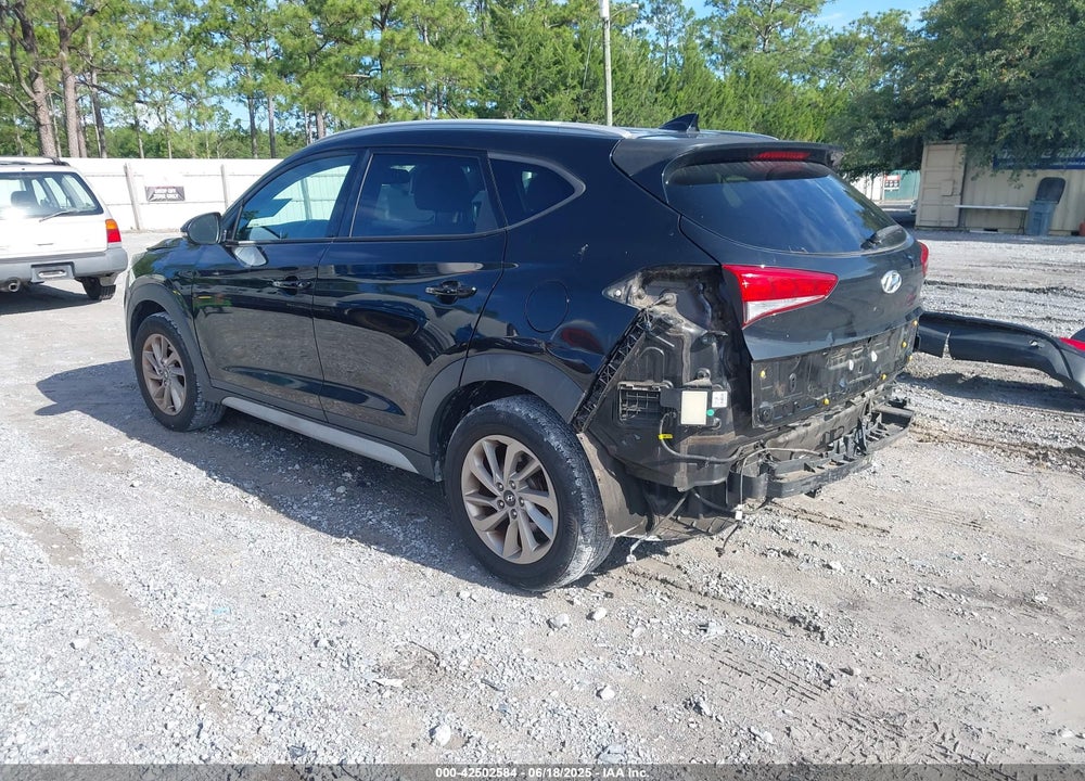2017 HYUNDAI TUCSON SE PLUS VIN: KM8J33A43HU363178