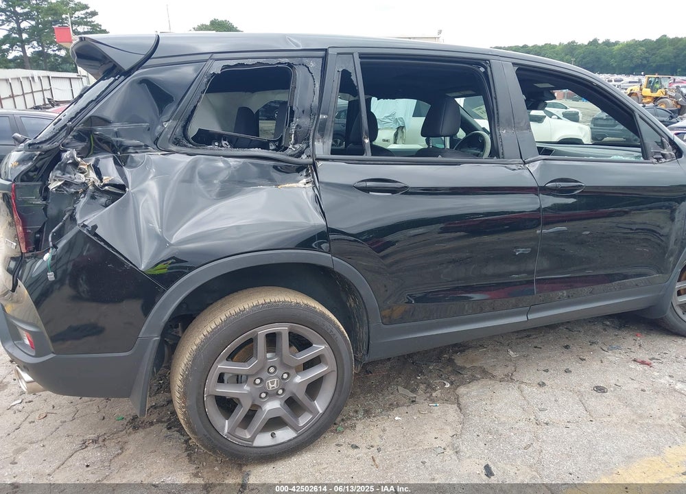 2023 HONDA PASSPORT VIN: 5FNYF8H56PB009779