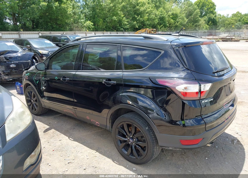 2018 FORD ESCAPE VIN: 1FMCU9GD4JUD25836