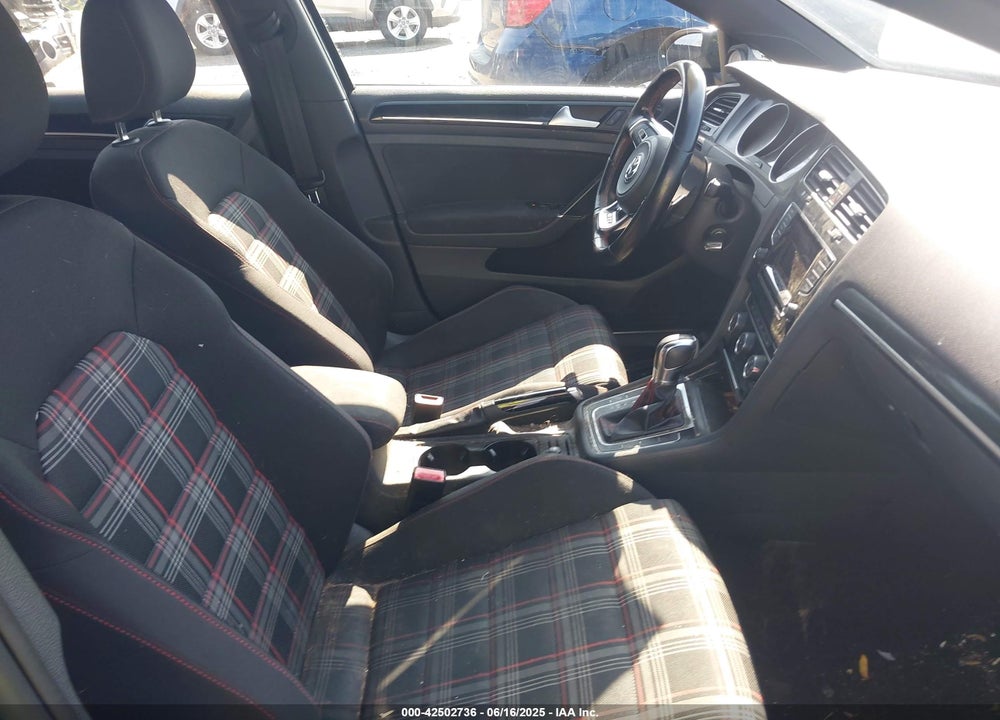 2015 VOLKSWAGEN GTI VIN: 3VW4T7AU2FM009966