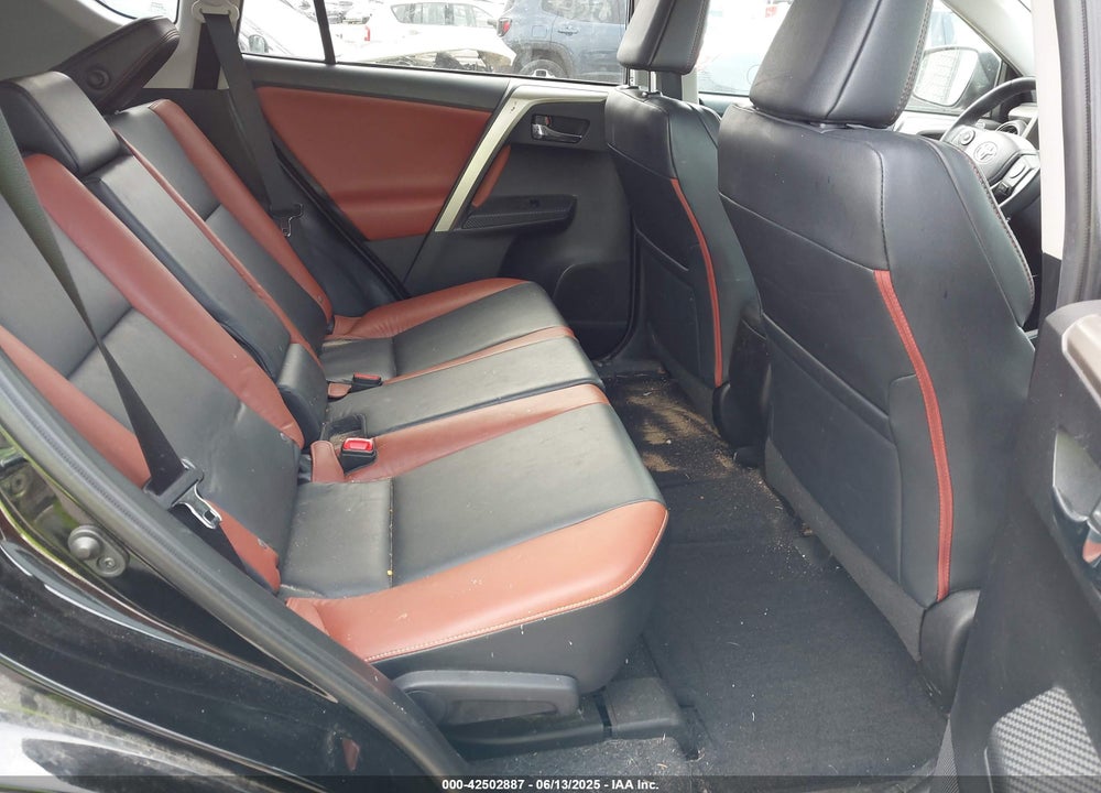 2015 TOYOTA RAV4 VIN: 2T3DFREV2FW364322
