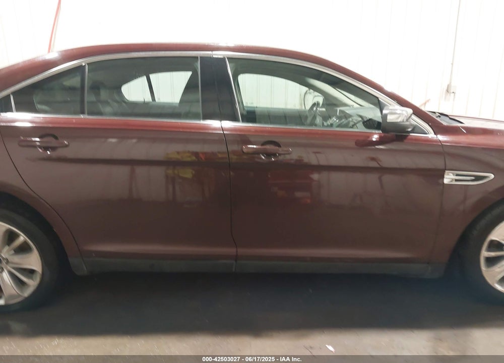 2010 FORD TAURUS VIN: 1FAHP2FW5AG145717