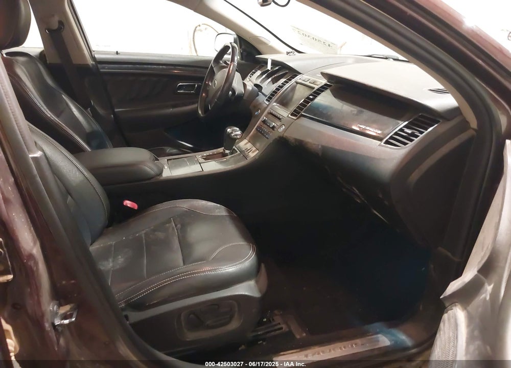 2010 FORD TAURUS VIN: 1FAHP2FW5AG145717