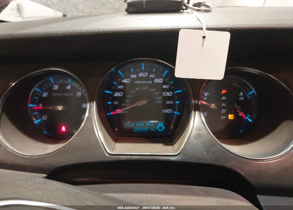 2010 FORD TAURUS VIN: 1FAHP2FW5AG145717