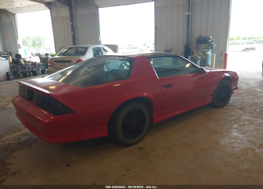1992 CHEVROLET CAMARO RS VIN: 1G1FP23E7NL135628