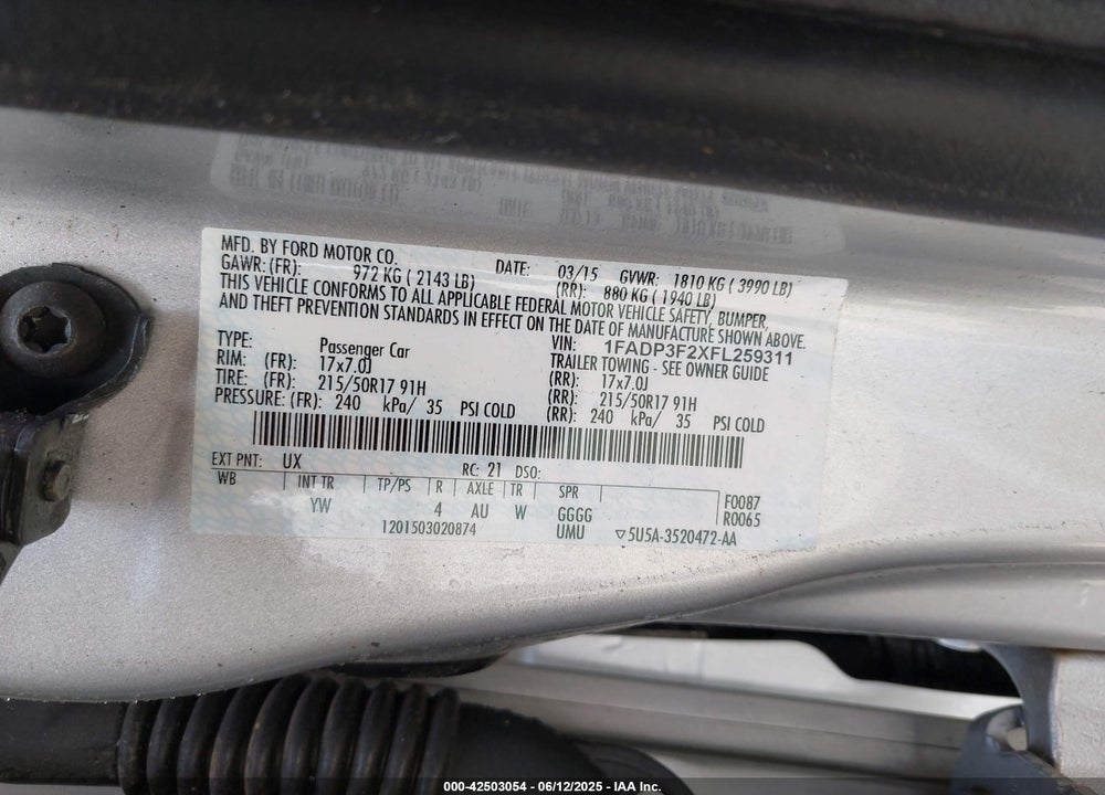 2015 FORD FOCUS VIN: 1FADP3F2XFL259311