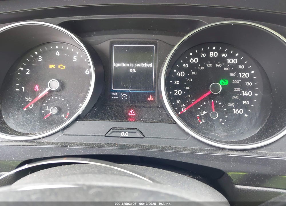 2020 VOLKSWAGEN TIGUAN VIN: 3VV0B7AX0LM161210