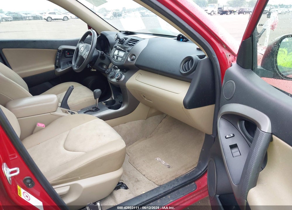 2009 TOYOTA RAV4 VIN: JTMZF33V895010497