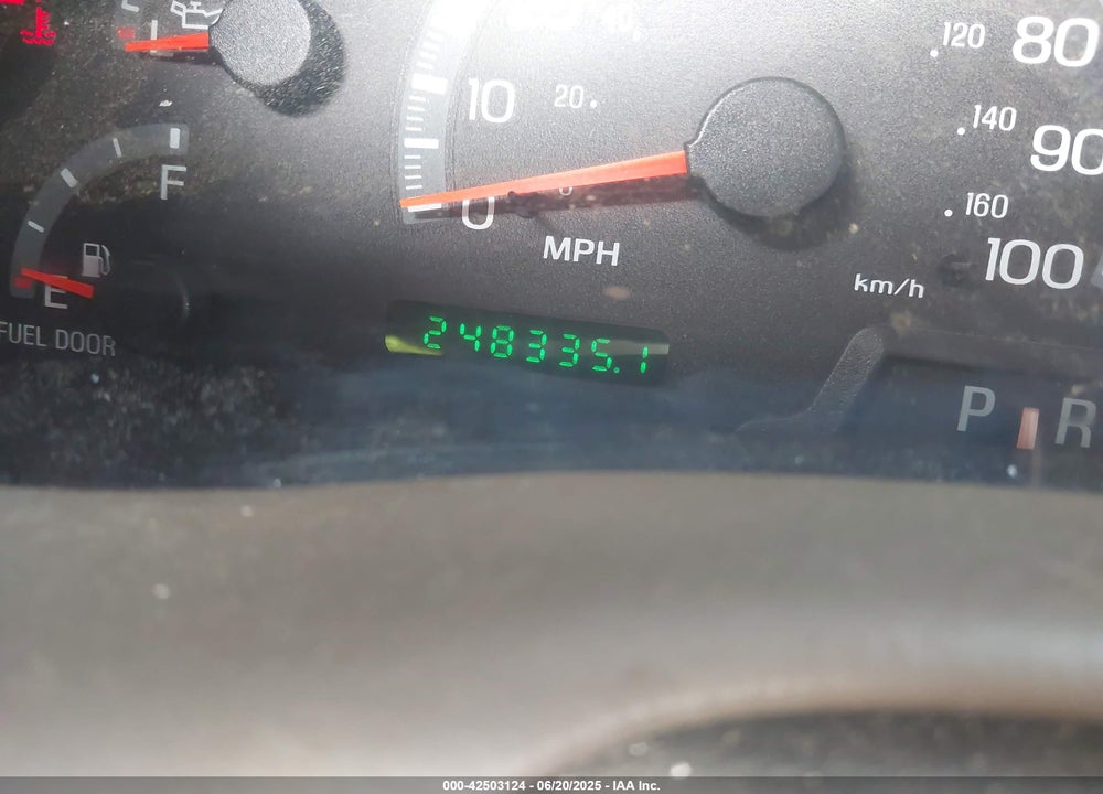 2002 FORD F-150 LARIAT/XLT VIN: 1FTRW076X2KD36097