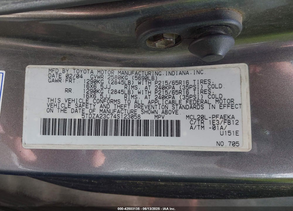 2004 TOYOTA SIENNA LE VIN: 5TDZA23C74S123058
