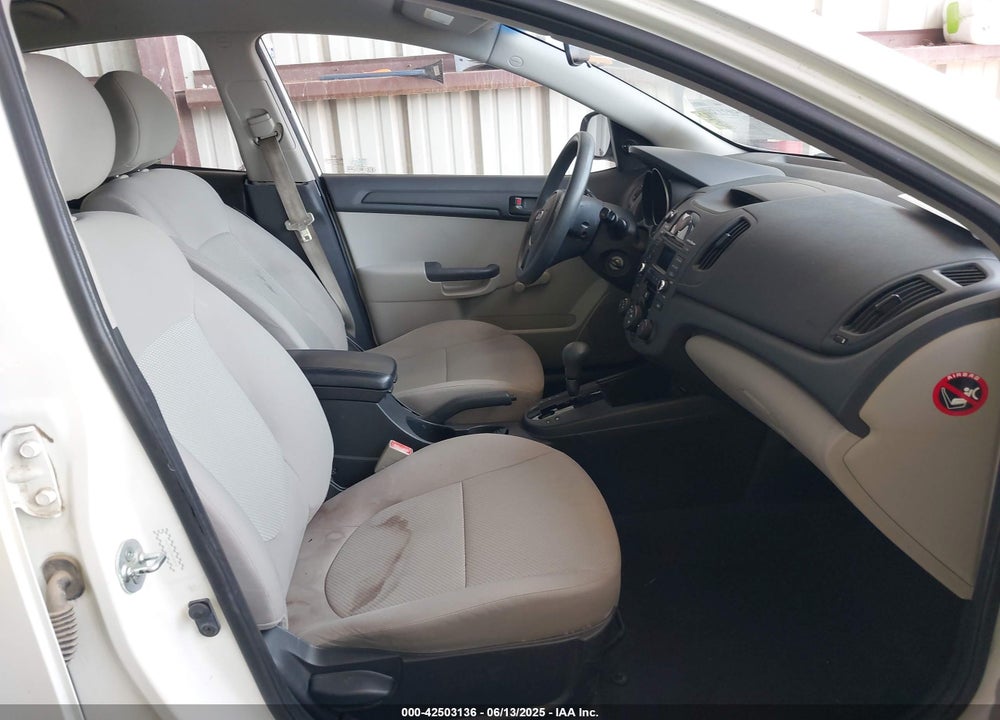 2010 KIA FORTE VIN: KNAFT4A2XA5809242