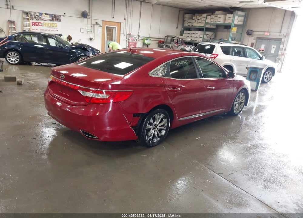 2012 HYUNDAI AZERA VIN: KMHFG4JG7CA183643