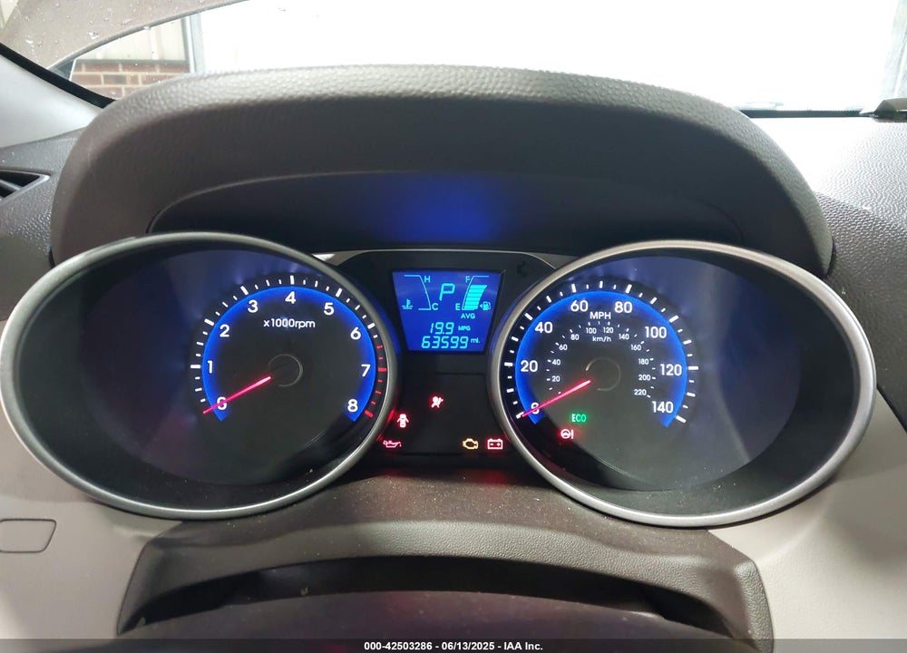 2014 HYUNDAI TUCSON VIN: KM8JU3AG8EU925286