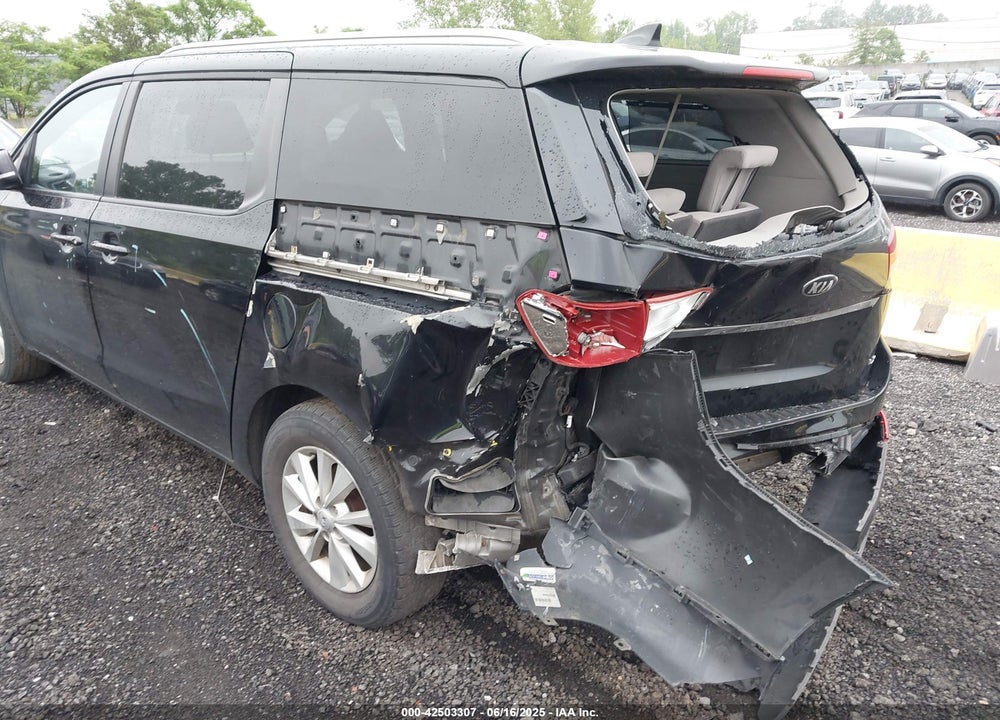 2016 KIA SEDONA LX VIN: KNDMB5C11G6198382