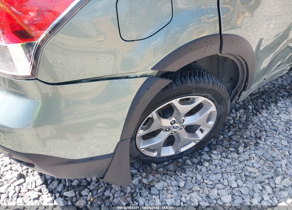 2018 SUBARU FORESTER VIN: JF2SJAWC1JH480499