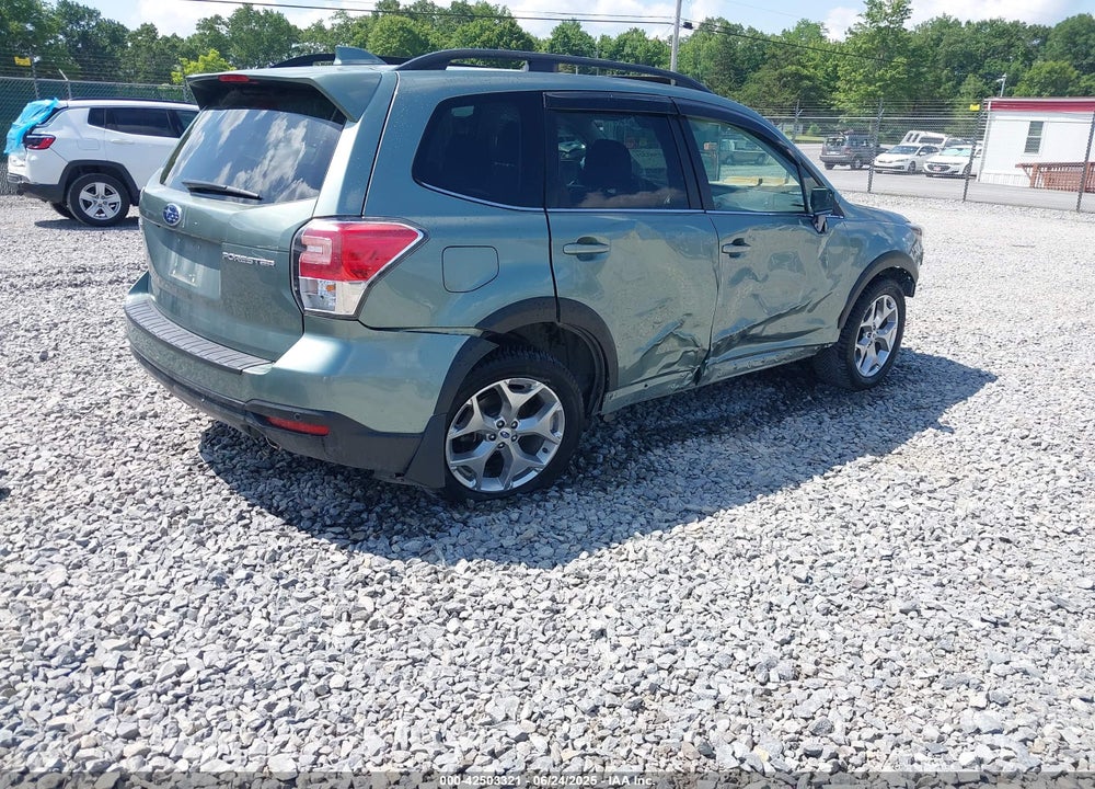 2018 SUBARU FORESTER VIN: JF2SJAWC1JH480499