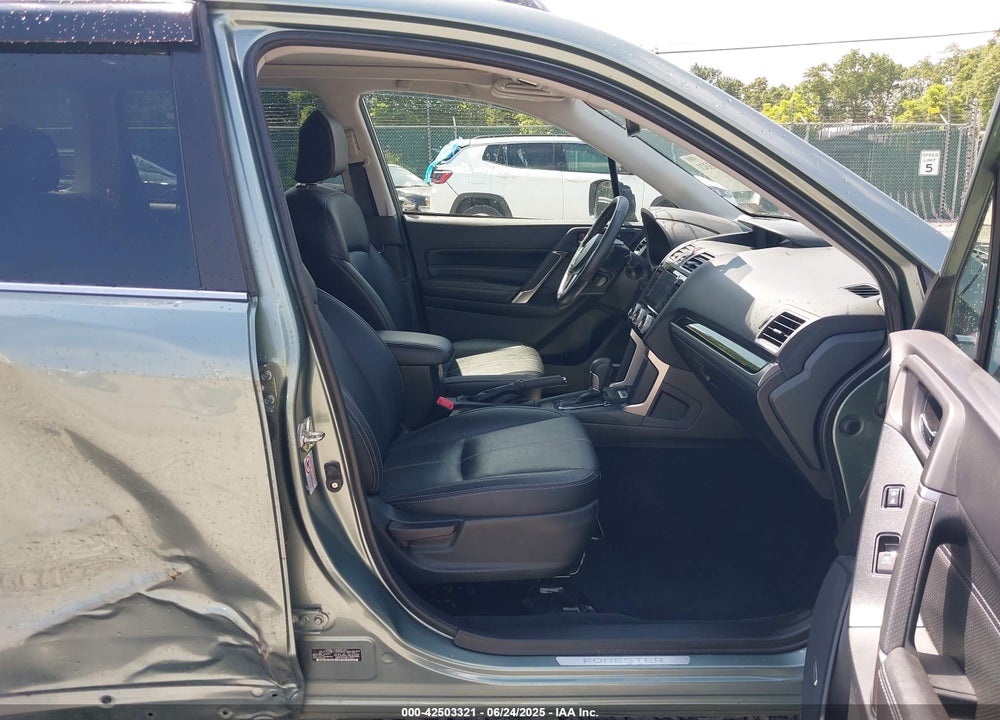 2018 SUBARU FORESTER VIN: JF2SJAWC1JH480499