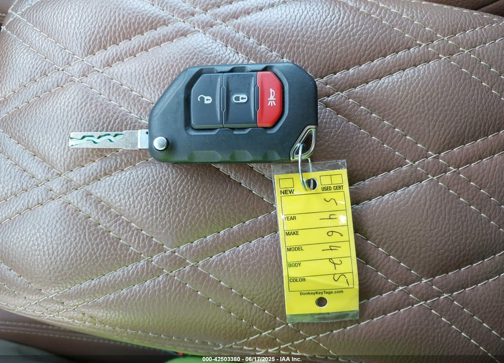 2023 JEEP WRANGLER / VIN: 1C4HJXDN1PW546425