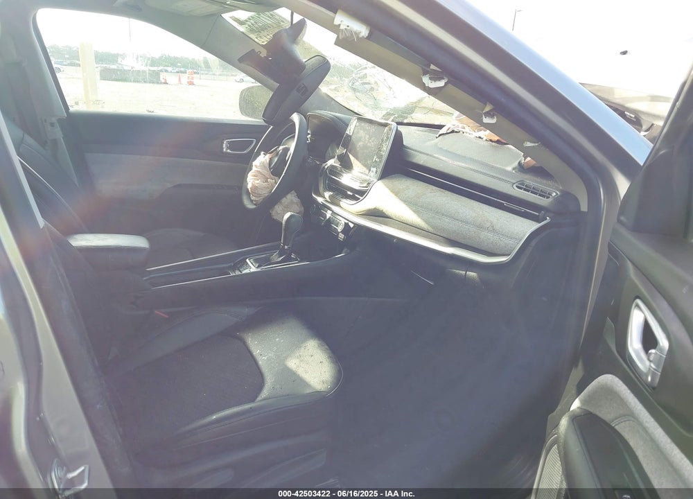 2022 JEEP COMPASS VIN: 3C4NJCBB8NT138706