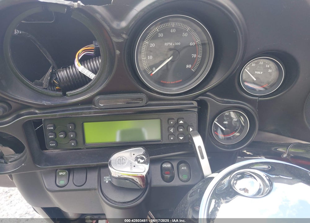 2009 HARLEY-DAVIDSON FLHTC VIN: 1HD1FF4179Y643516