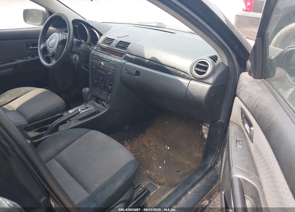 2006 MAZDA 3 I VIN: JM1BK32FX61434936