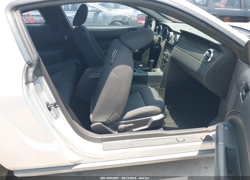 2007 FORD MUSTANG V6 DELUXE/V6 PREMIUM VIN: 1ZVFT80N775248994