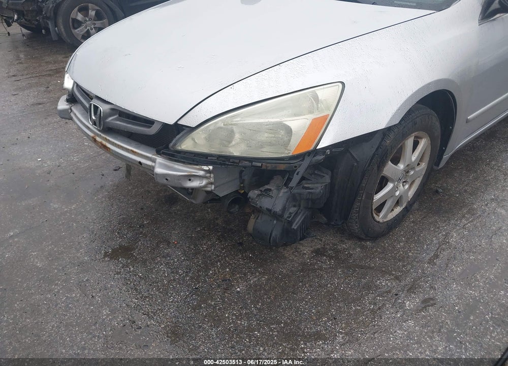 2005 HONDA ACCORD 3.0 EX VIN: 1HGCM66845A070833
