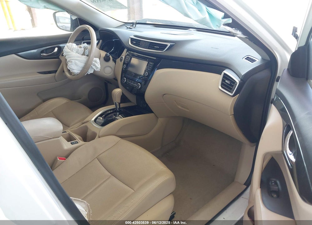 2015 NISSAN ROGUE SL VIN: 5N1AT2MV4FC774798