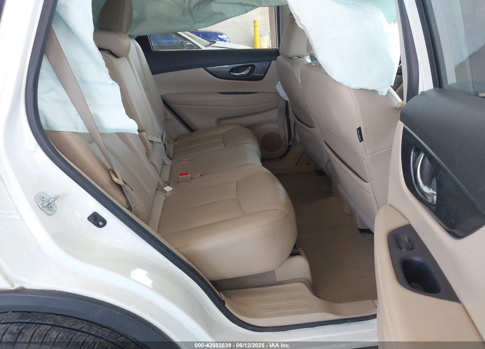 2015 NISSAN ROGUE SL VIN: 5N1AT2MV4FC774798