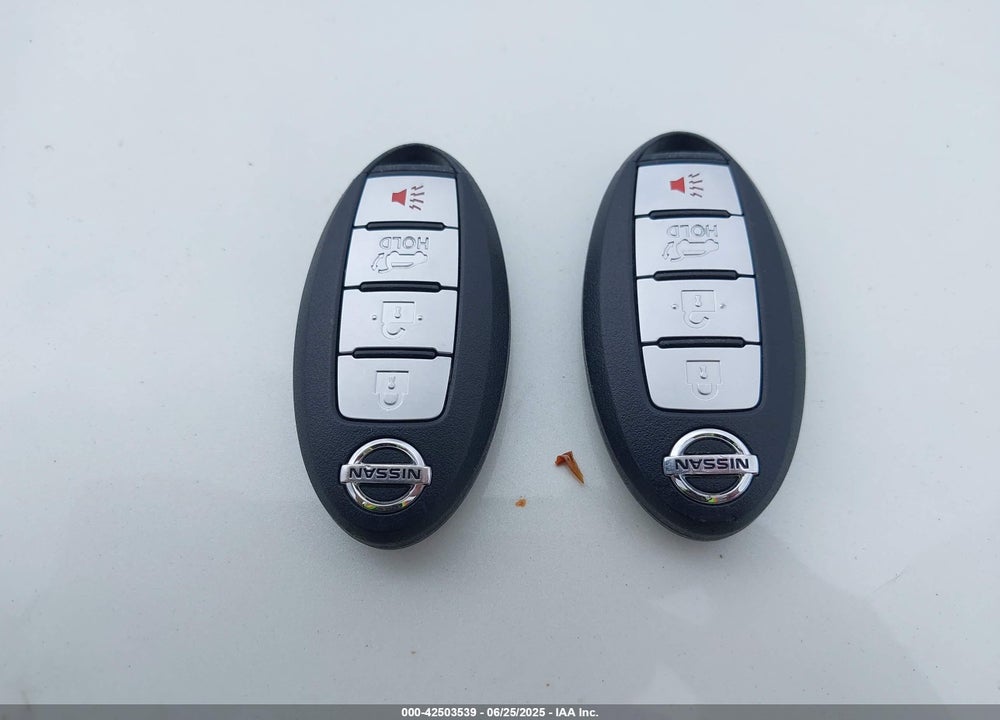 2015 NISSAN ROGUE SL VIN: 5N1AT2MV4FC774798