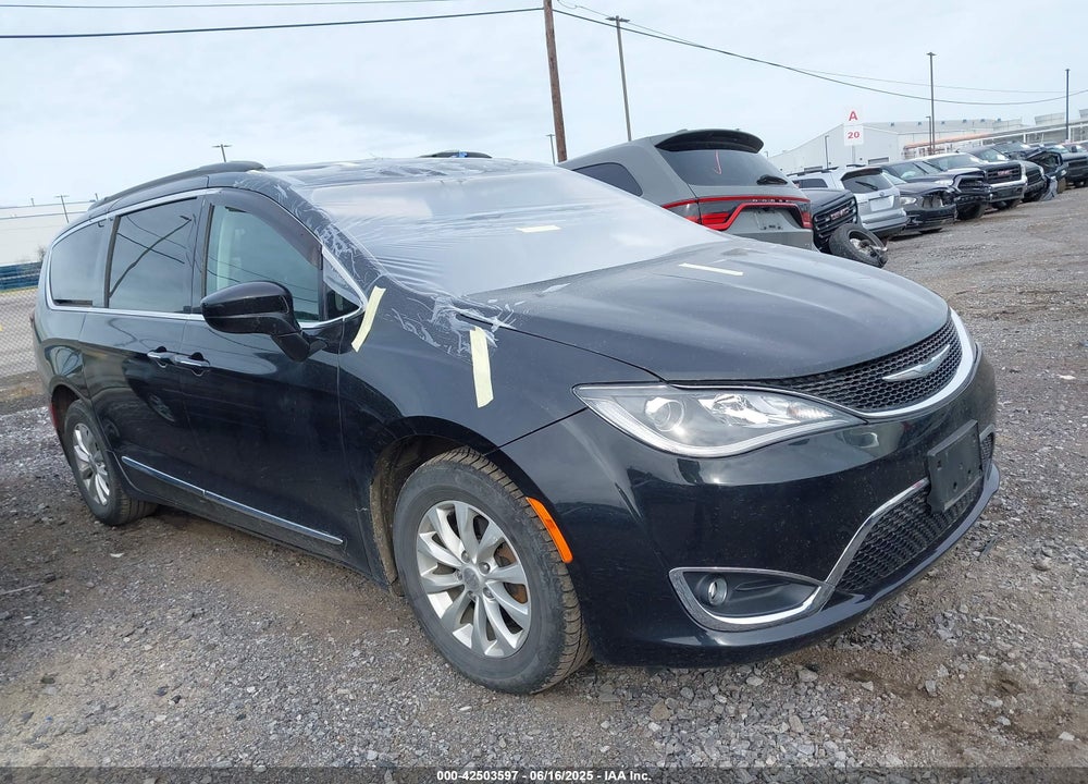 2017 CHRYSLER PACIFICA TOURING L VIN: 2C4RC1BG4HR763669