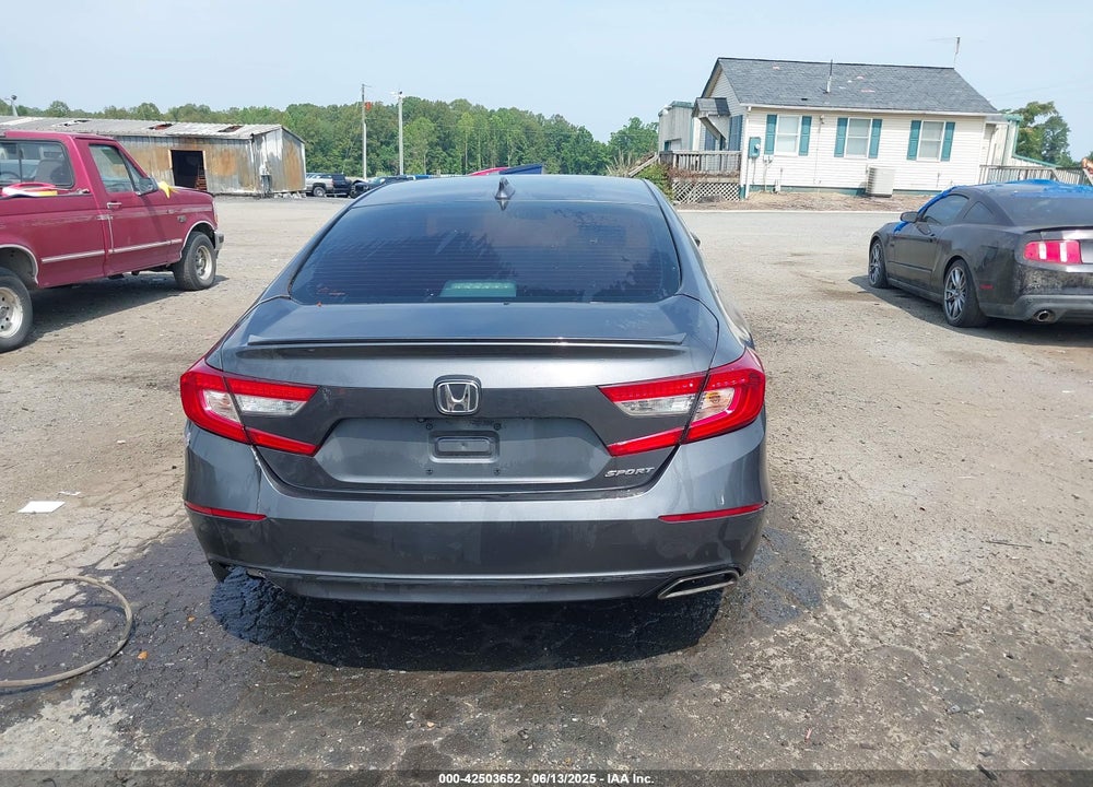 2018 HONDA ACCORD VIN: 1HGCV1F30JA210861
