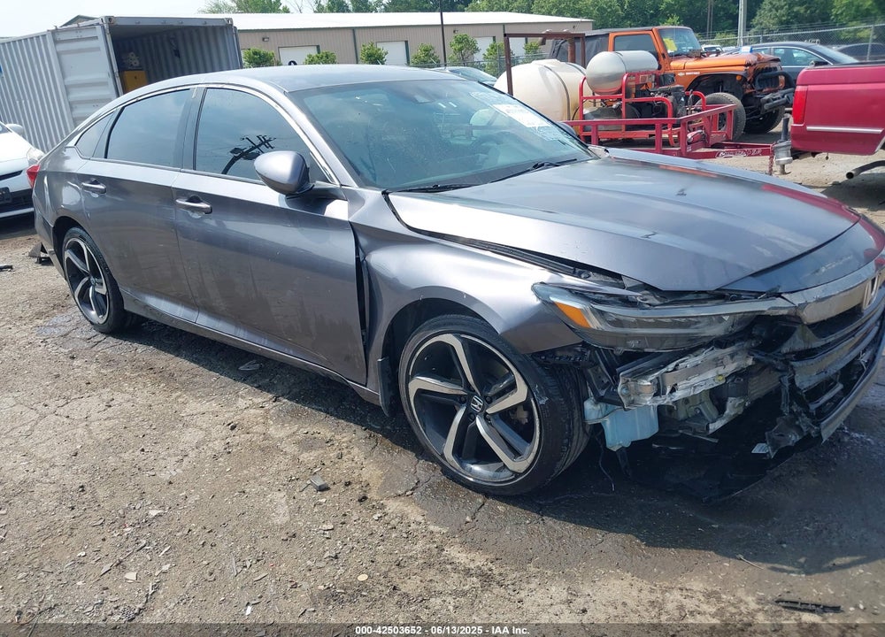 2018 HONDA ACCORD VIN: 1HGCV1F30JA210861