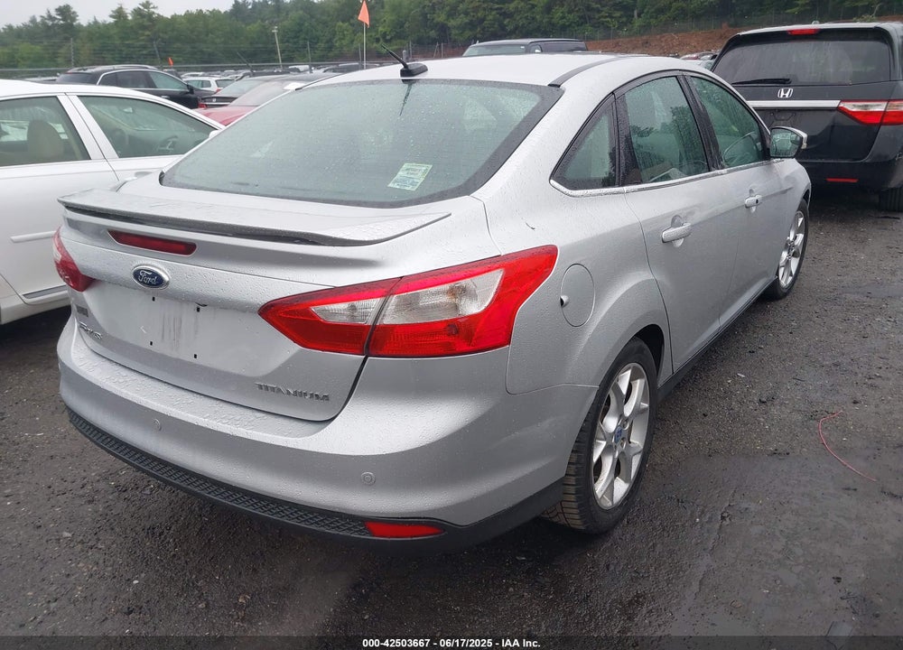 2013 FORD FOCUS VIN: 1FADP3J26DL111032