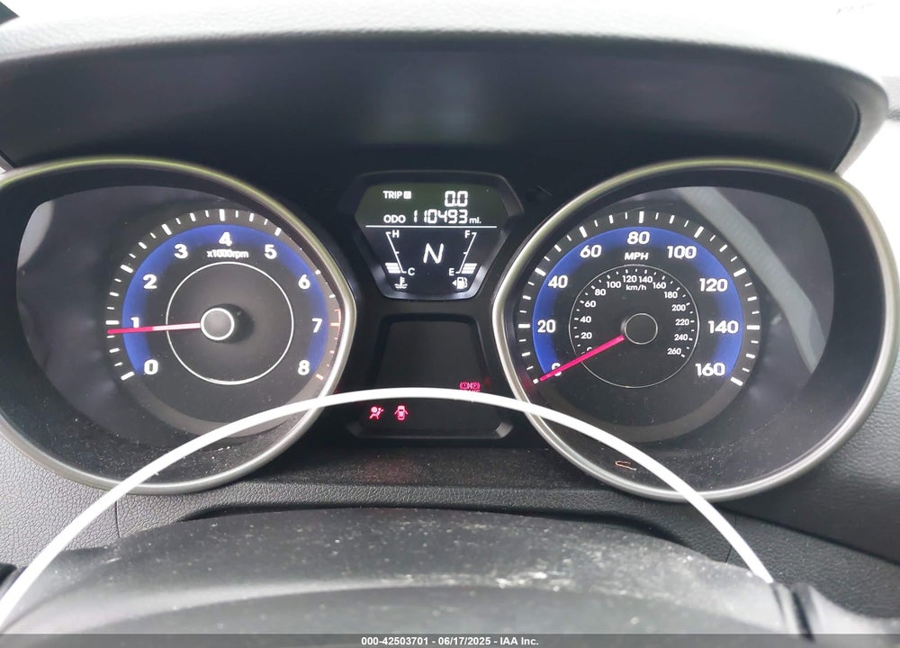 2012 HYUNDAI ELANTRA VIN: 5NPDH4AE7CH098138