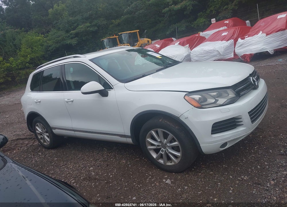 2013 VOLKSWAGEN TOUAREG VR6 SPORT VIN: WVGEF9BP4DD011323
