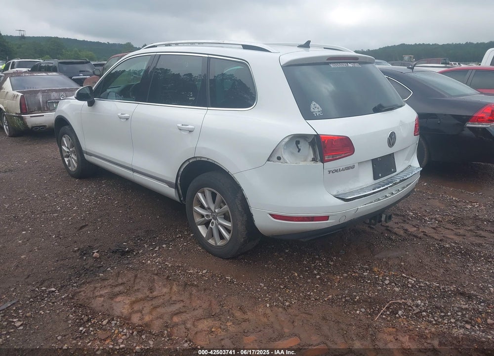 2013 VOLKSWAGEN TOUAREG VR6 SPORT VIN: WVGEF9BP4DD011323