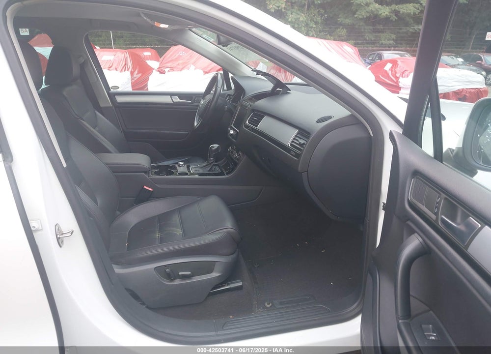 2013 VOLKSWAGEN TOUAREG VR6 SPORT VIN: WVGEF9BP4DD011323