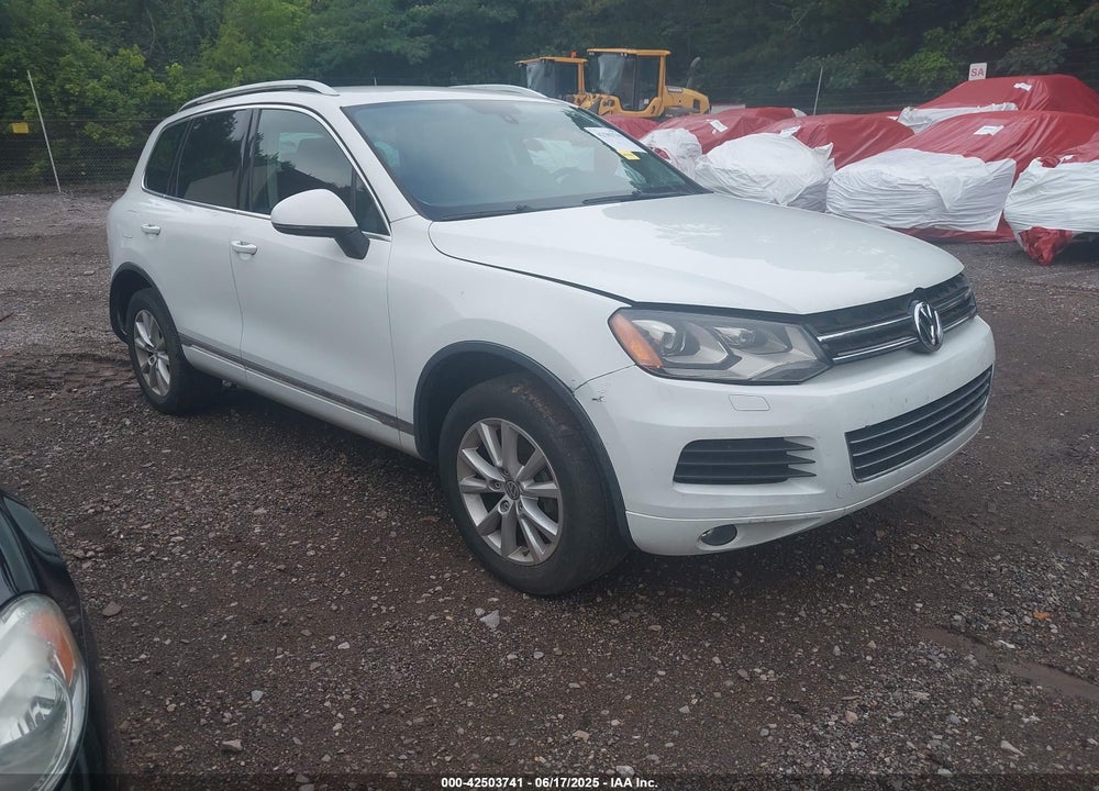 2013 VOLKSWAGEN TOUAREG VR6 SPORT VIN: WVGEF9BP4DD011323