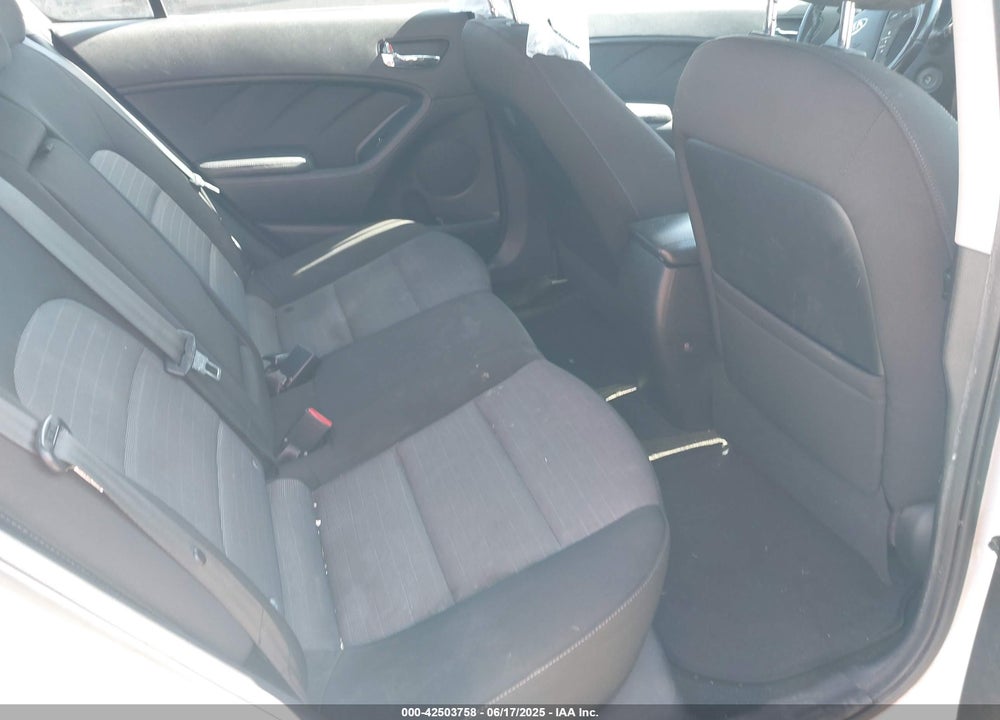 2014 KIA FORTE VIN: KNAFX4A85E5100054