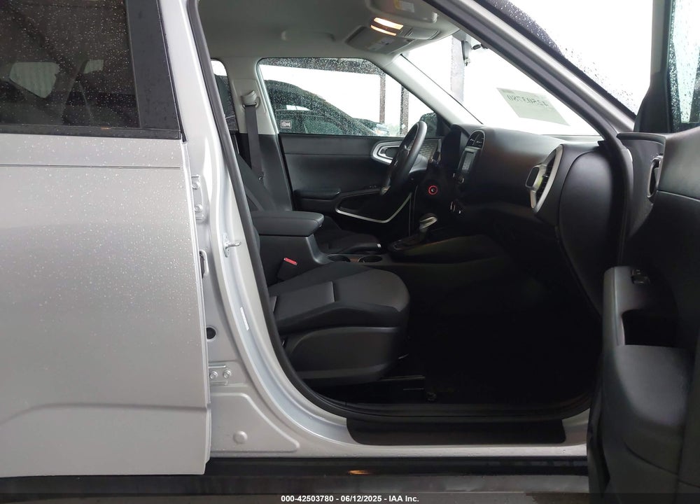 2020 KIA SOUL VIN: KNDJ23AU2L7083220