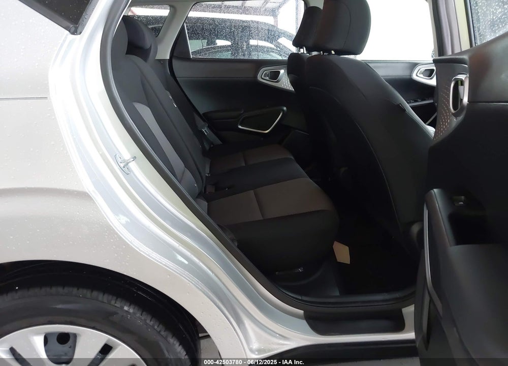 2020 KIA SOUL VIN: KNDJ23AU2L7083220