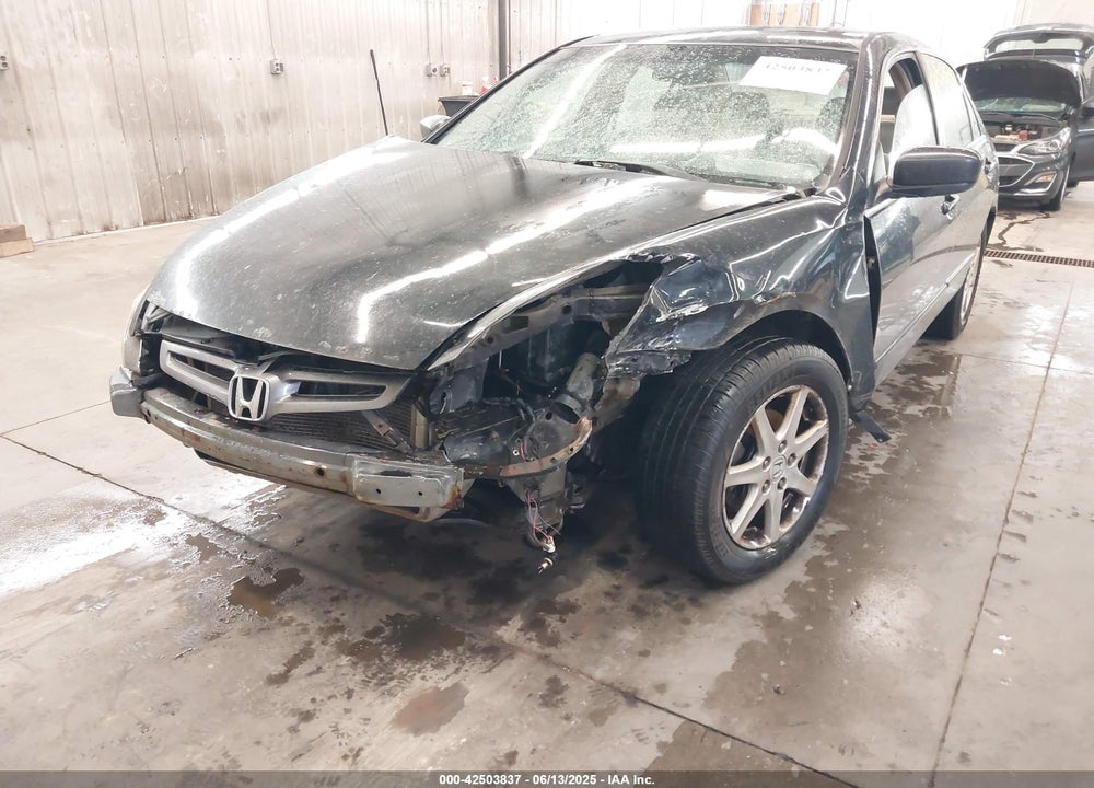 2004 HONDA ACCORD 2.4 LX VIN: 3HGCM56354G704701