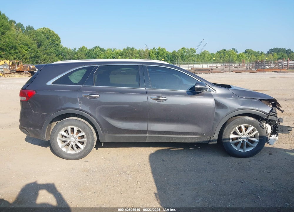 2017 KIA SORENTO VIN: 5XYPG4A56HG224388