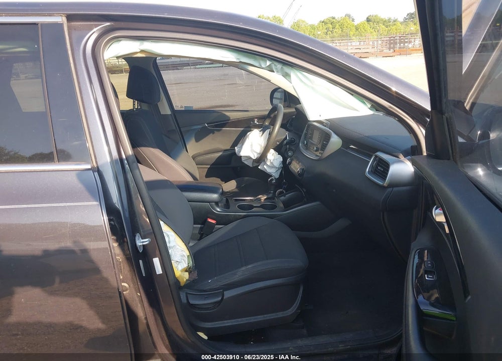 2017 KIA SORENTO VIN: 5XYPG4A56HG224388