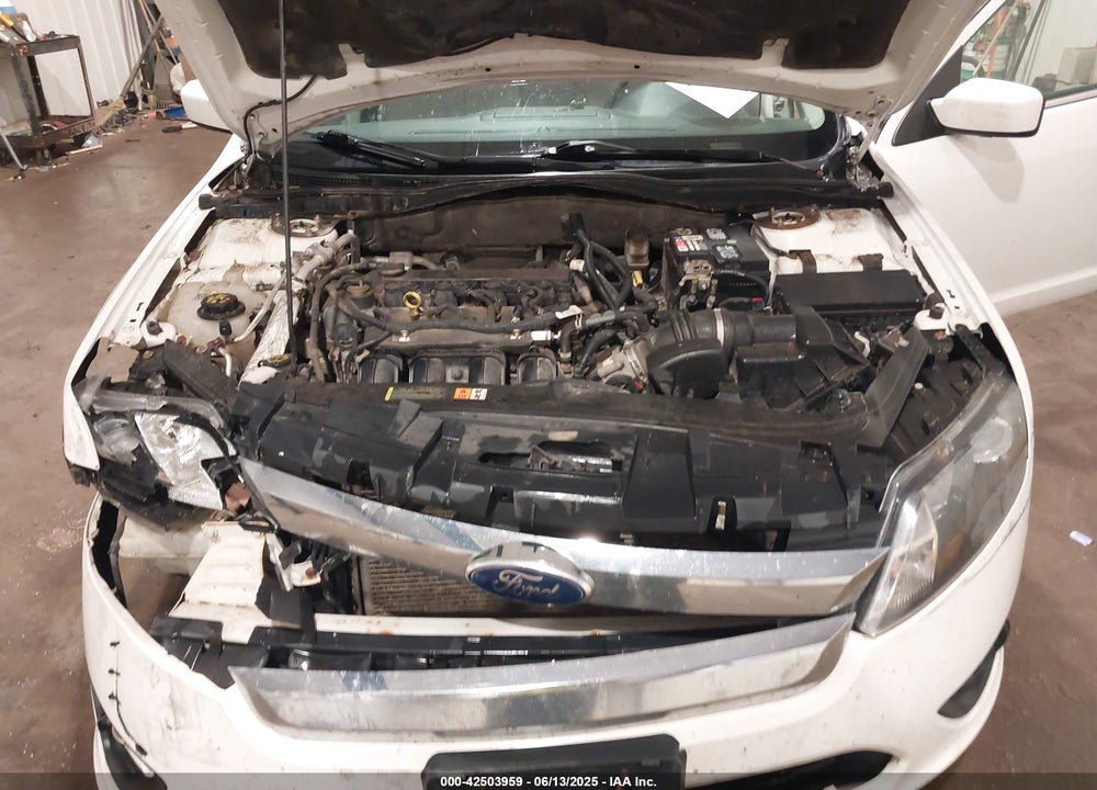 2011 FORD FUSION VIN: 3FAHP0HA4BR242116