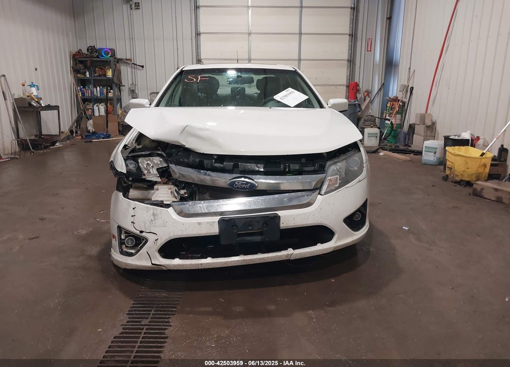 2011 FORD FUSION VIN: 3FAHP0HA4BR242116